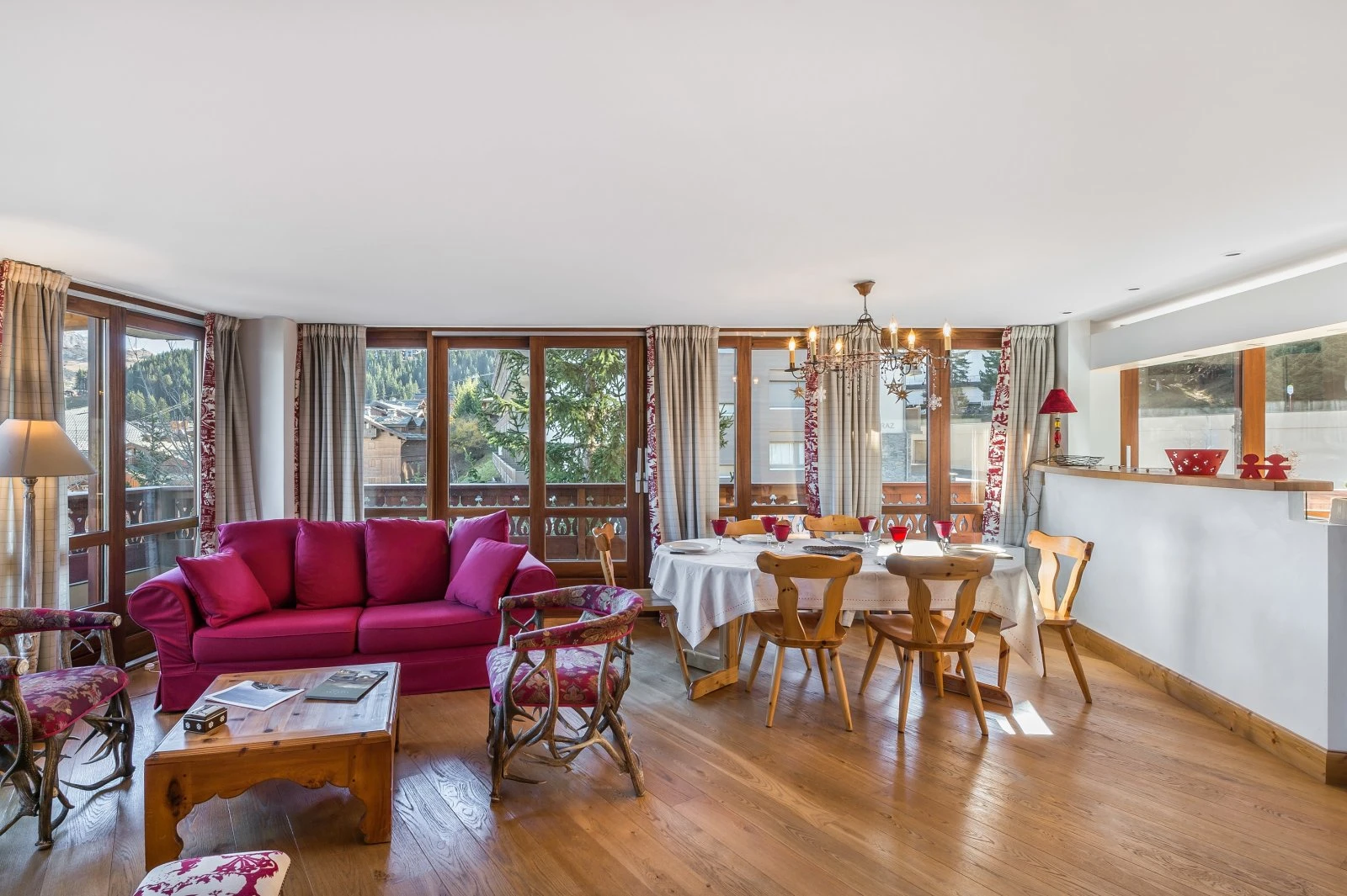 apartment-soleil-levant-19a.html