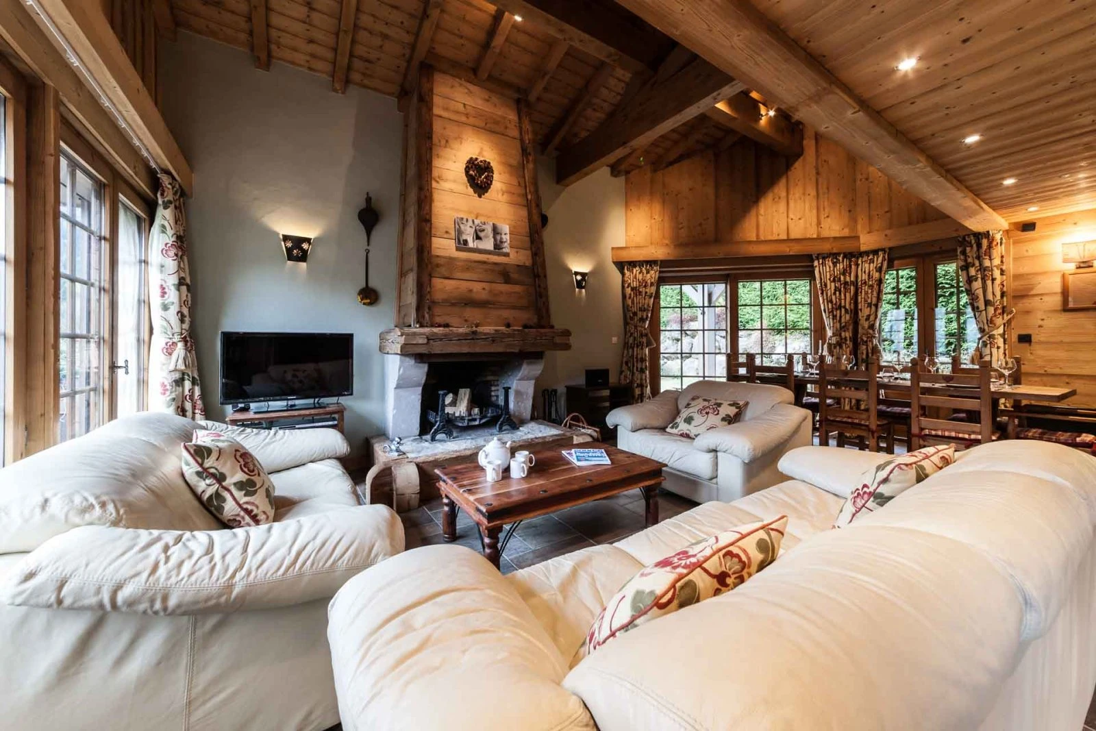 chalet-chardon-old.html