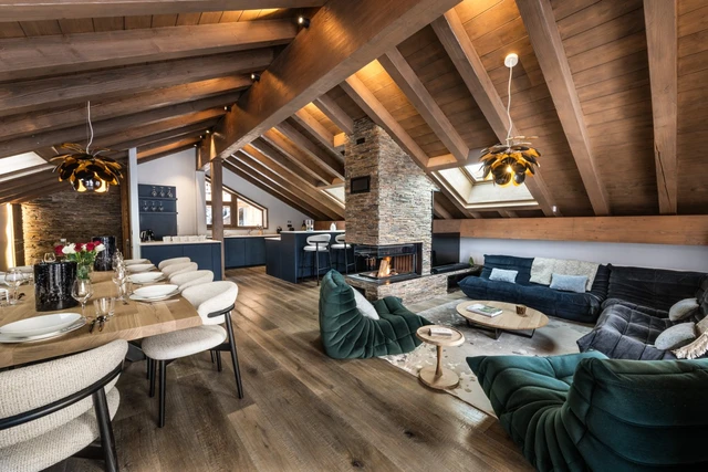 Penthouse Falcon Lodge C21