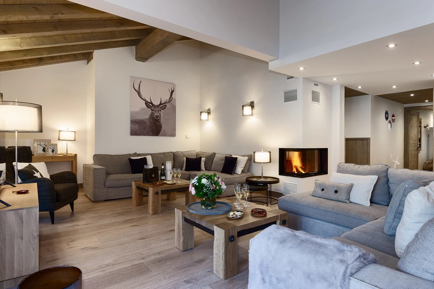 Penthouse Annapurna A302