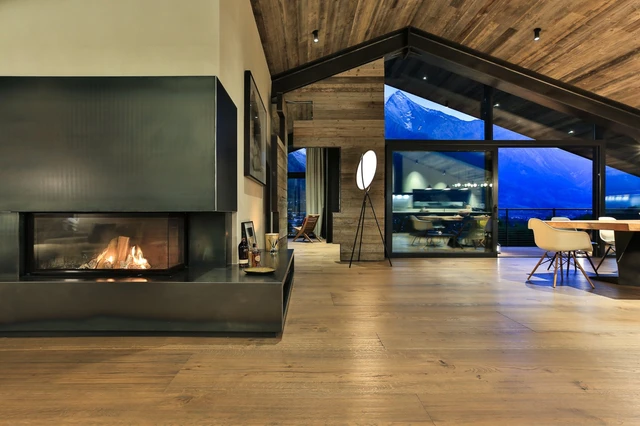 Chalet On the Rocks