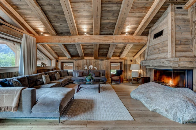 chalet-amarok-old.html