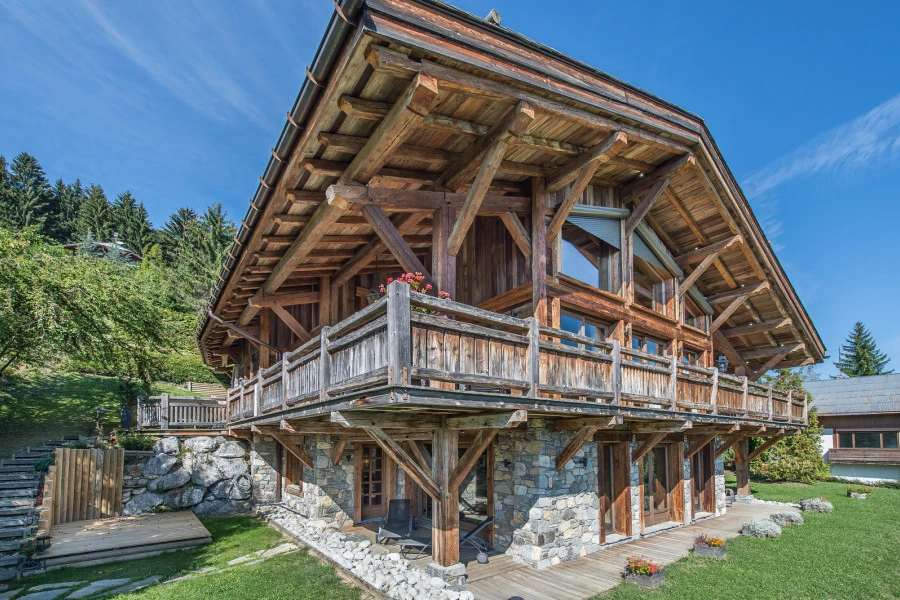 chalet-crystal-white.html