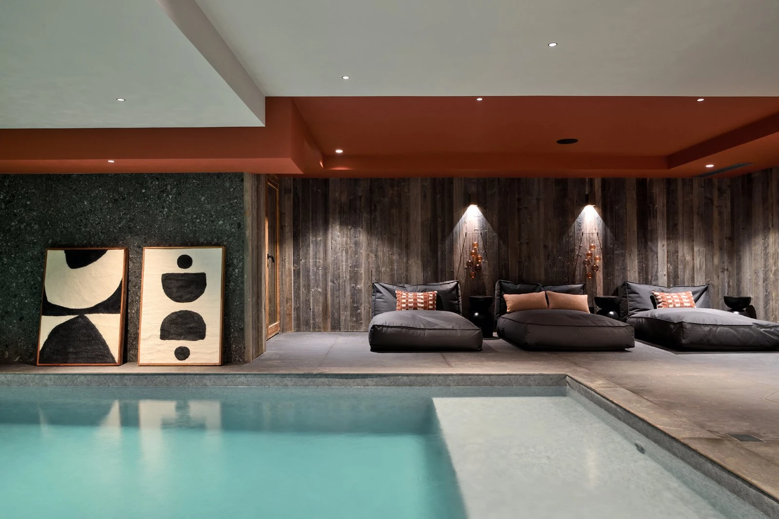 Chalet Black Peak
