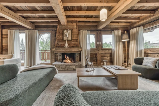 Chalet White Fox
