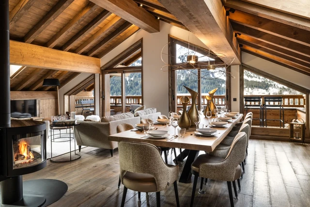 Penthouse Falcon Lodge H21